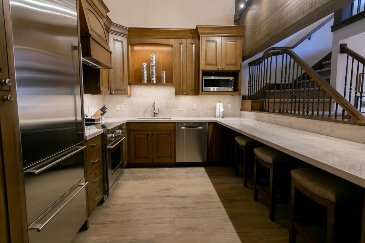 Sultan Two Bedroom Loft Suite With Majestic Mountain Views Condo 파크 시티 외부 사진