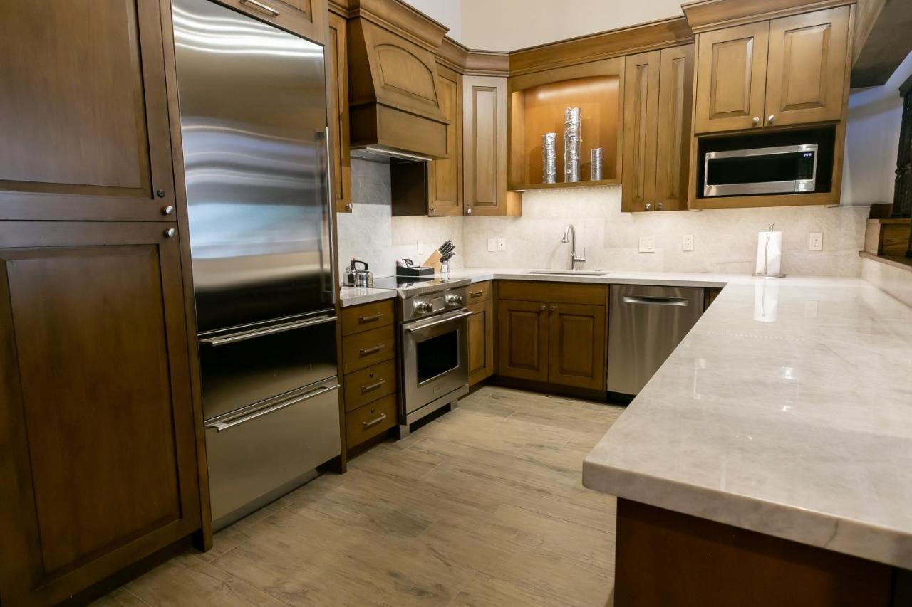 Sultan Two Bedroom Loft Suite With Majestic Mountain Views Condo 파크 시티 외부 사진